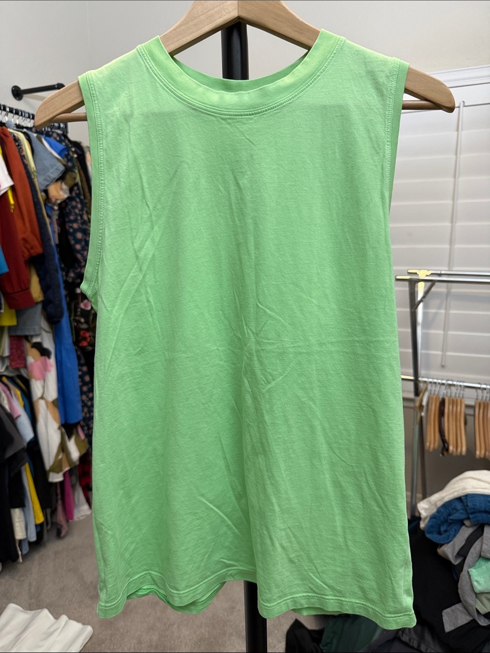 Lululemon Classic Crewneck Sleeveless Tank Top - Bright Green